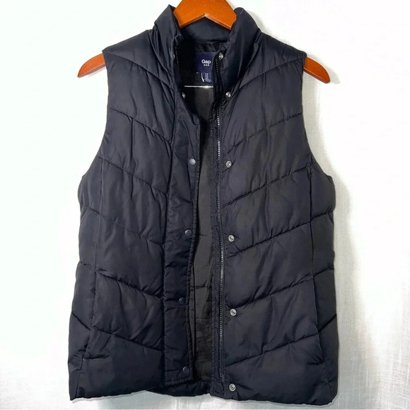Gap Black Puffer Vest Full Zip & Button With Front Pockets Sz Small - Picture 1 of 4